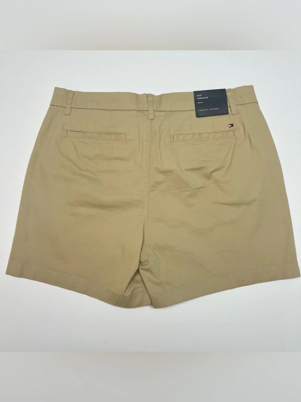 TOMMY HILFIGER Hollywood Shorts Khaki Size 8 Women’s Chino Classic Casual NWT - Picture 3 of 9